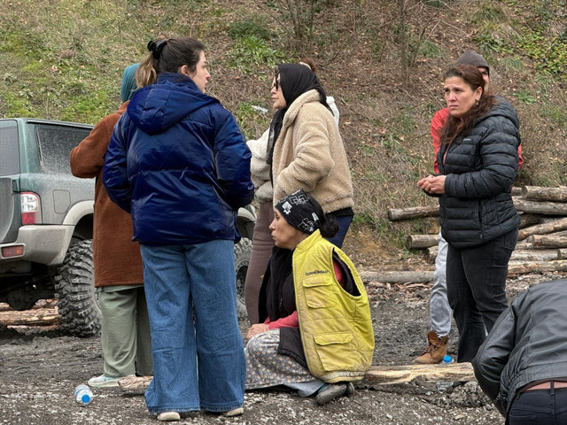Zonguldak'tan son dakika! Maden ocağında göçük oldu işçiler mahsur kaldı - Resim: 2